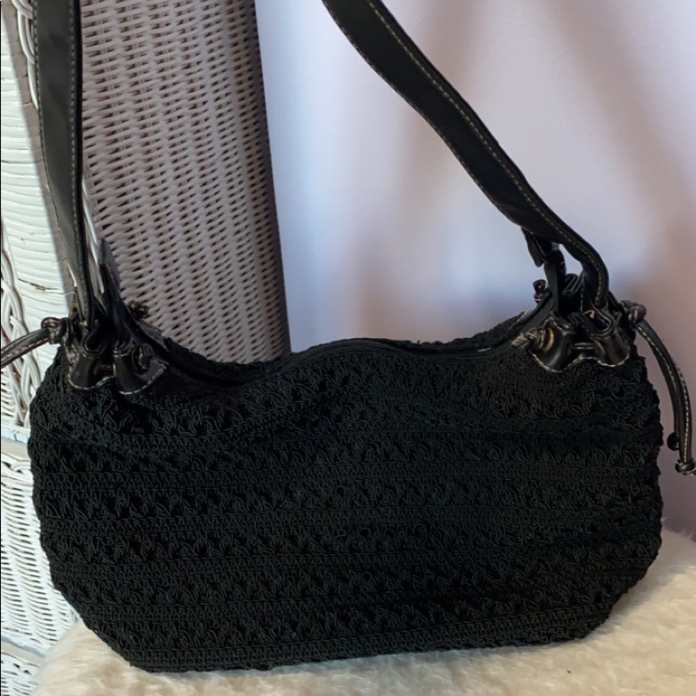 Woven black purse